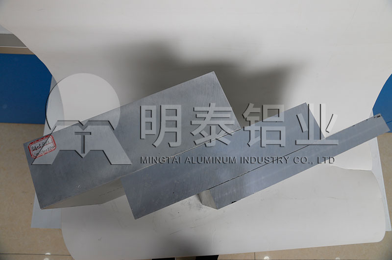 大型罐車(chē)用鋁合金板材規格，價(jià)格多少錢(qián)