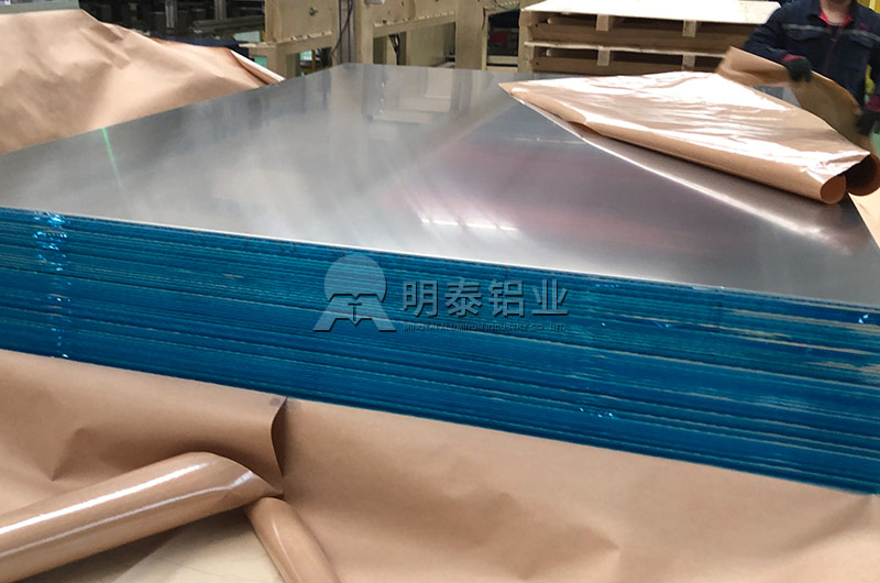 廣東電池托盤(pán)用鋁合金板帶規格有哪些？具體價(jià)格多少